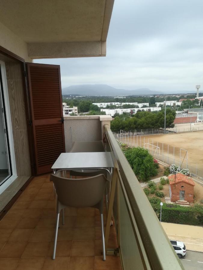 Apartamento Con Vistas, Entre Mar Y Montana Hospitalet De L'Infant Buitenkant foto